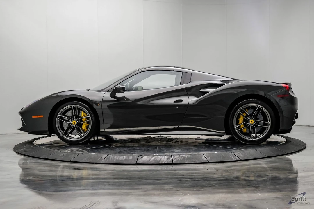 2018 Ferrari 488 Spider - Image 10 of 21