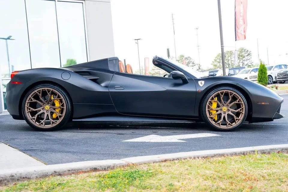 2018 Ferrari 488 Spider - Image 5 of 13