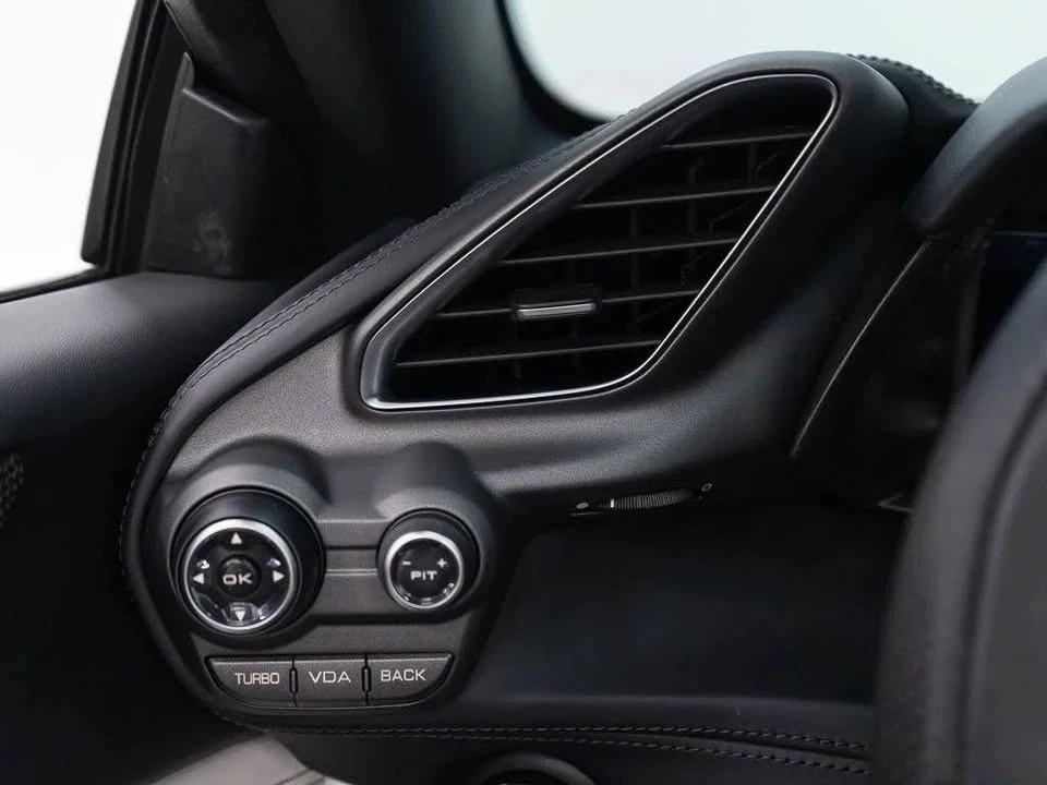 2018 Ferrari 488 Spider - Image 12 of 19