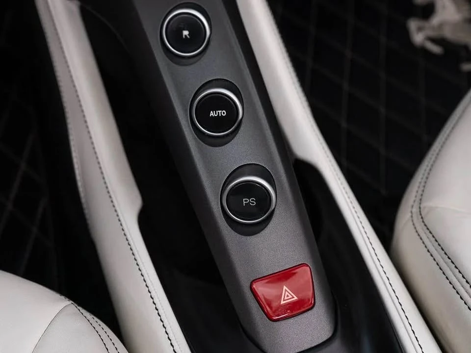 2018 Ferrari 488 Spider - Image 13 of 19