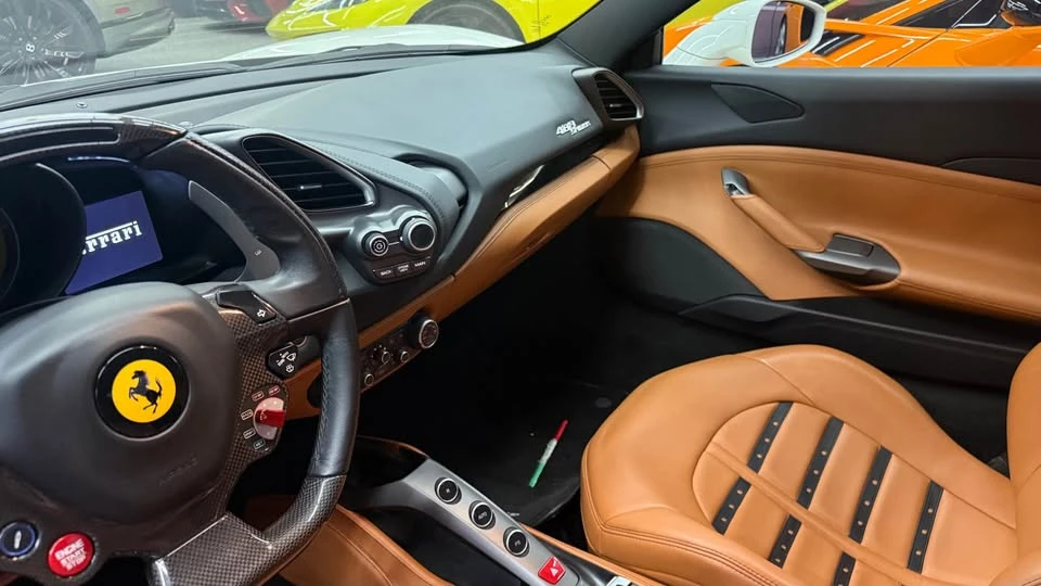 2018 Ferrari 488 Spider - Image 8 of 15