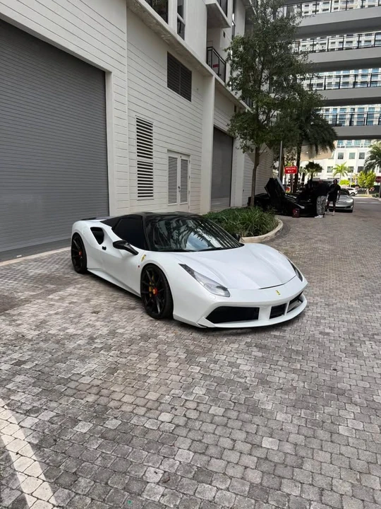 2018 Ferrari 488 Spider - Image 3 of 11