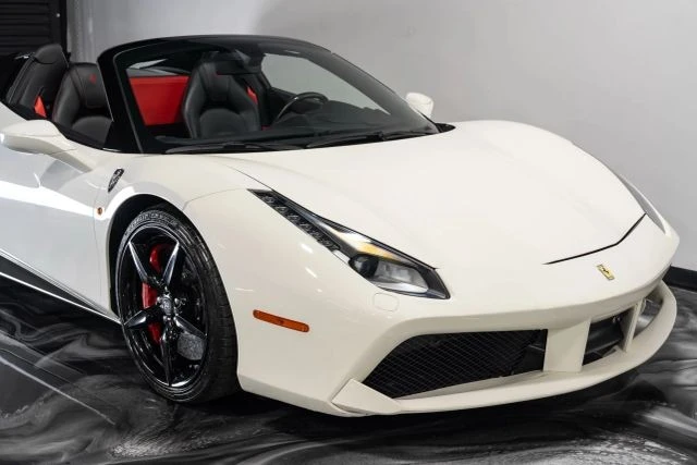 2018 Ferrari 488 Spider - Image 5 of 21