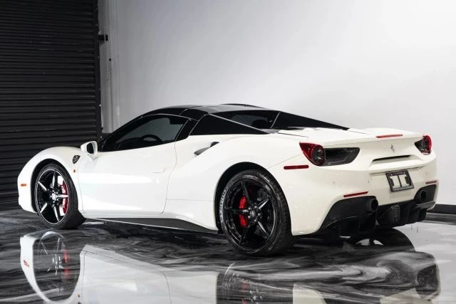 2018 Ferrari 488 Spider - Image 14 of 21