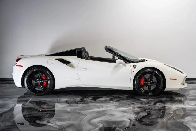 2018 Ferrari 488 Spider - Image 7 of 21
