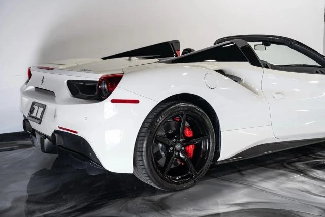 2018 Ferrari 488 Spider - Image 10 of 21