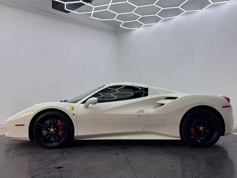 2018 Ferrari 488 Spider - Image 11 of 21