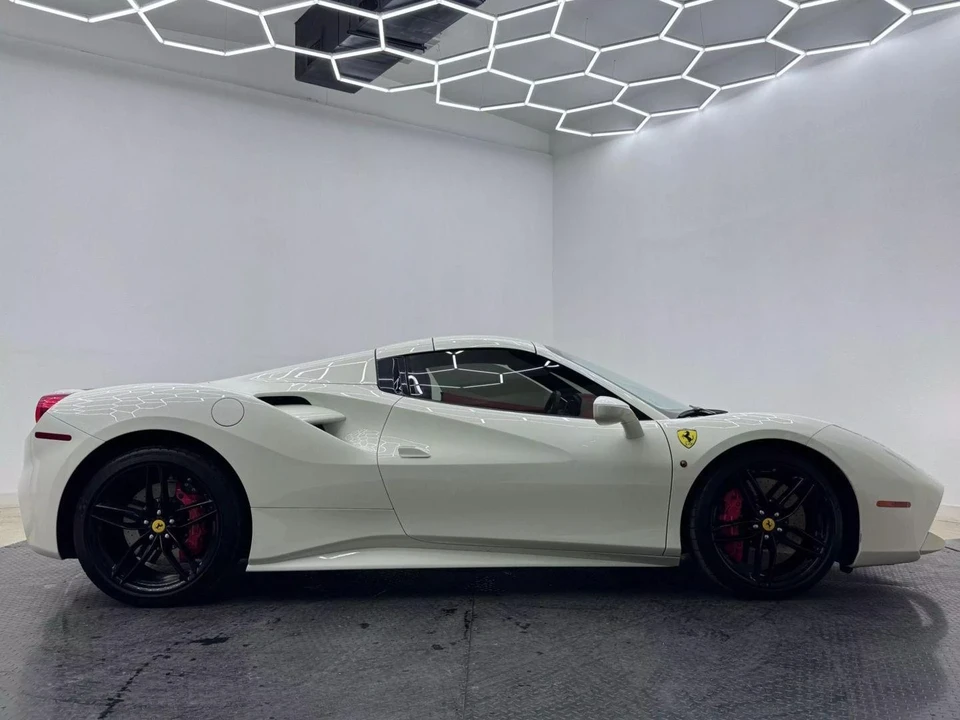 2018 Ferrari 488 Spider - Image 15 of 21
