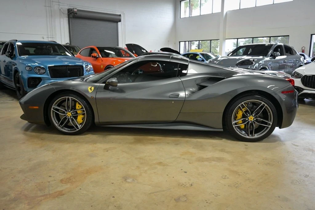 2018 Ferrari 488 Spider - Image 4 of 12