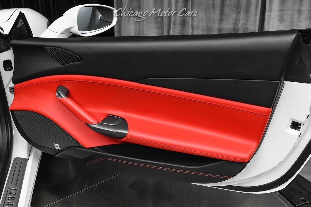 2018 Ferrari 488 Spider - Image 31 of 31