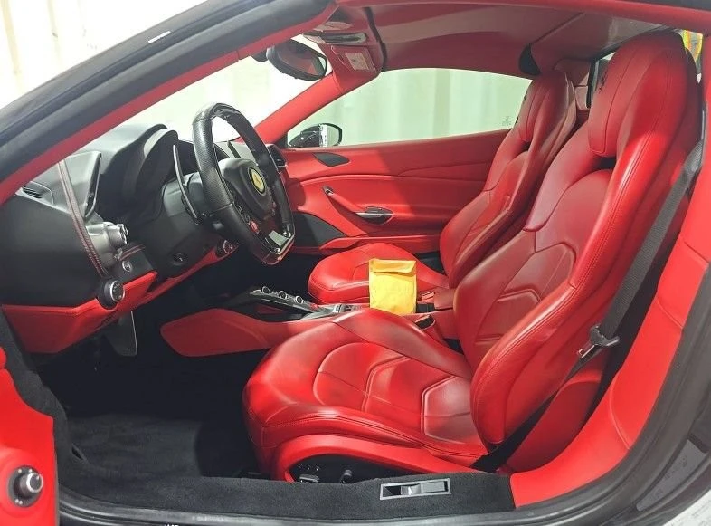 2018 Ferrari 488 GTB - Image 5 of 8