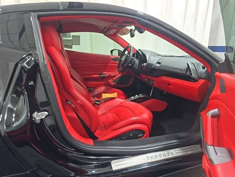 2018 Ferrari 488 GTB - Image 6 of 8