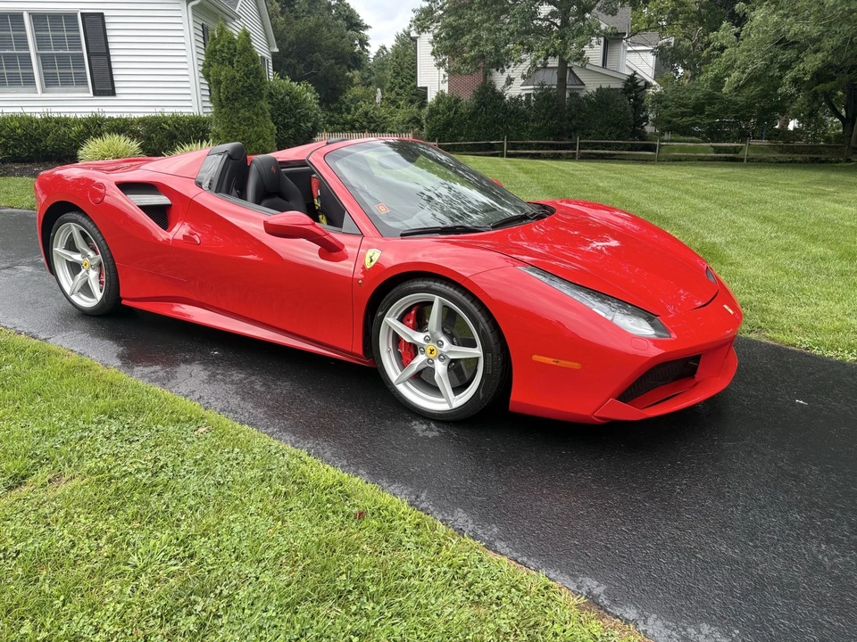 2018 Ferrari 488 Spider - Image 4 of 31