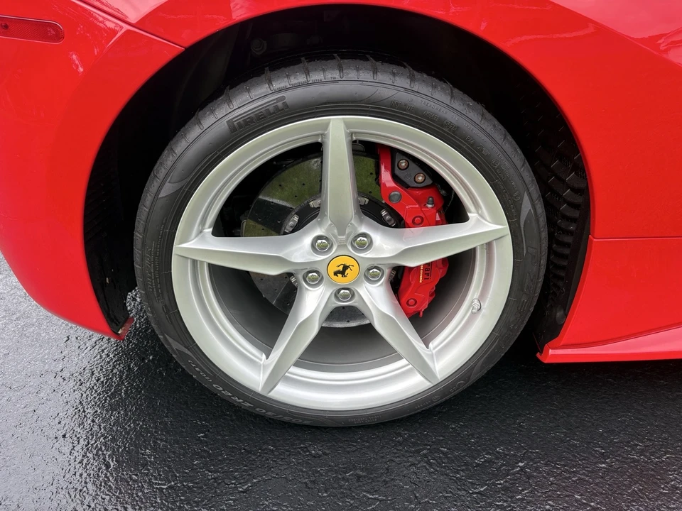 2018 Ferrari 488 Spider - Image 17 of 31