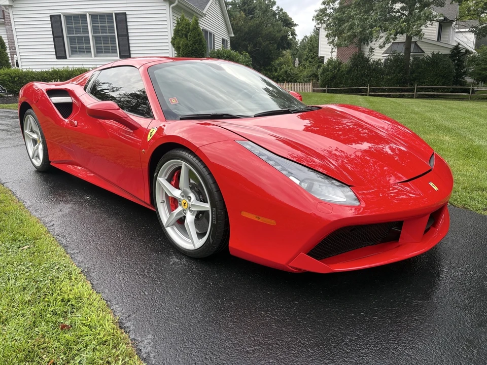 2018 Ferrari 488 Spider - Image 15 of 31