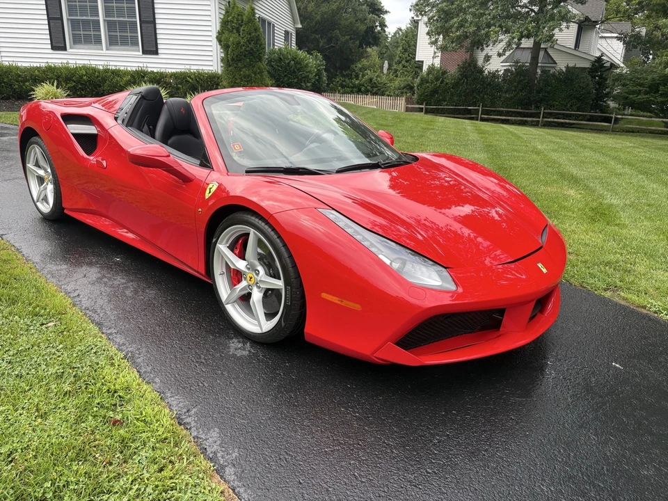 2018 Ferrari 488 Spider - Image 2 of 31