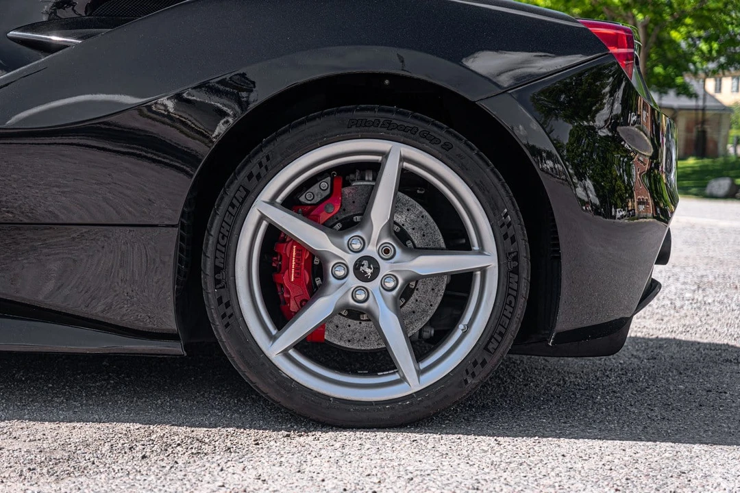 2018 Ferrari 488 Spider - Image 7 of 31