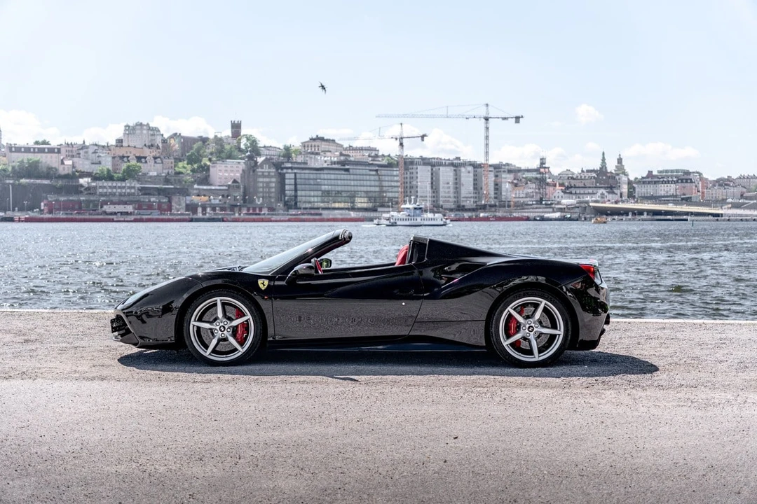 2018 Ferrari 488 Spider - Image 18 of 31