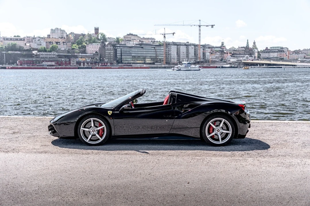 2018 Ferrari 488 Spider - Image 3 of 31