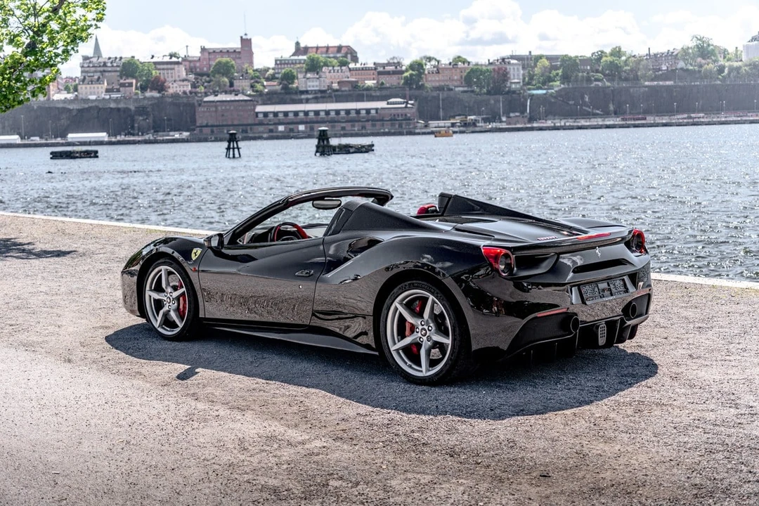 2018 Ferrari 488 Spider - Image 4 of 31