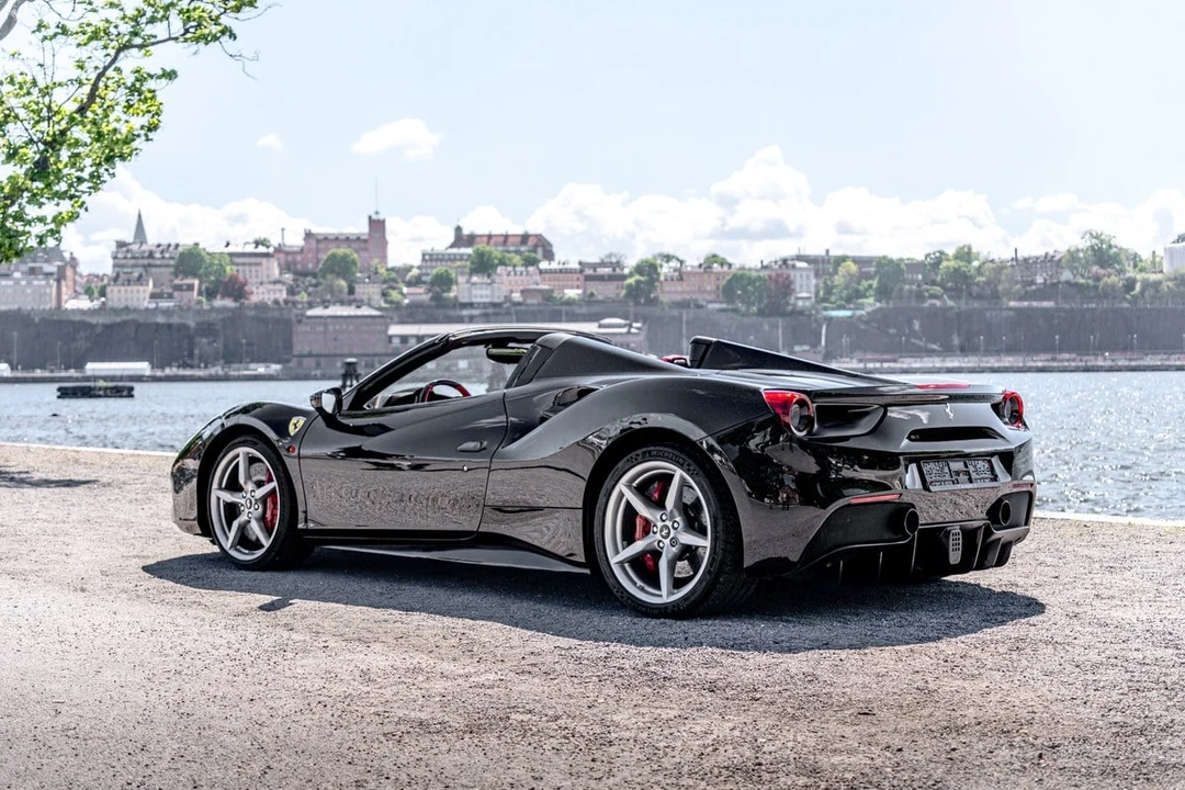 2018 Ferrari 488 Spider - Image 21 of 31