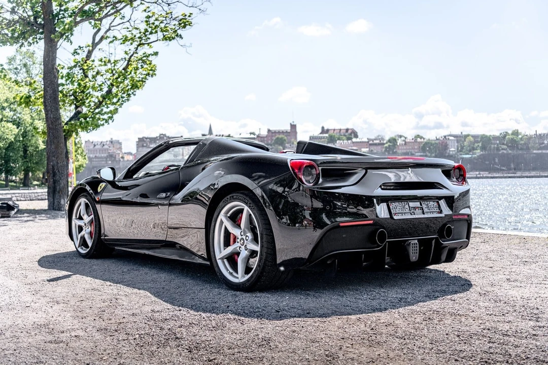 2018 Ferrari 488 Spider - Image 23 of 31