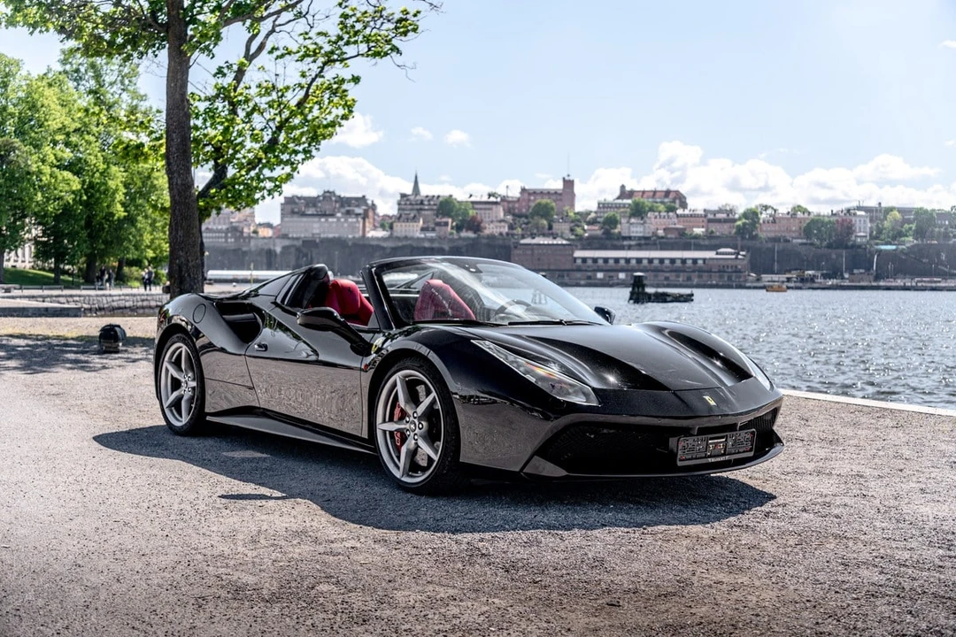 2018 Ferrari 488 Spider - Image 17 of 31