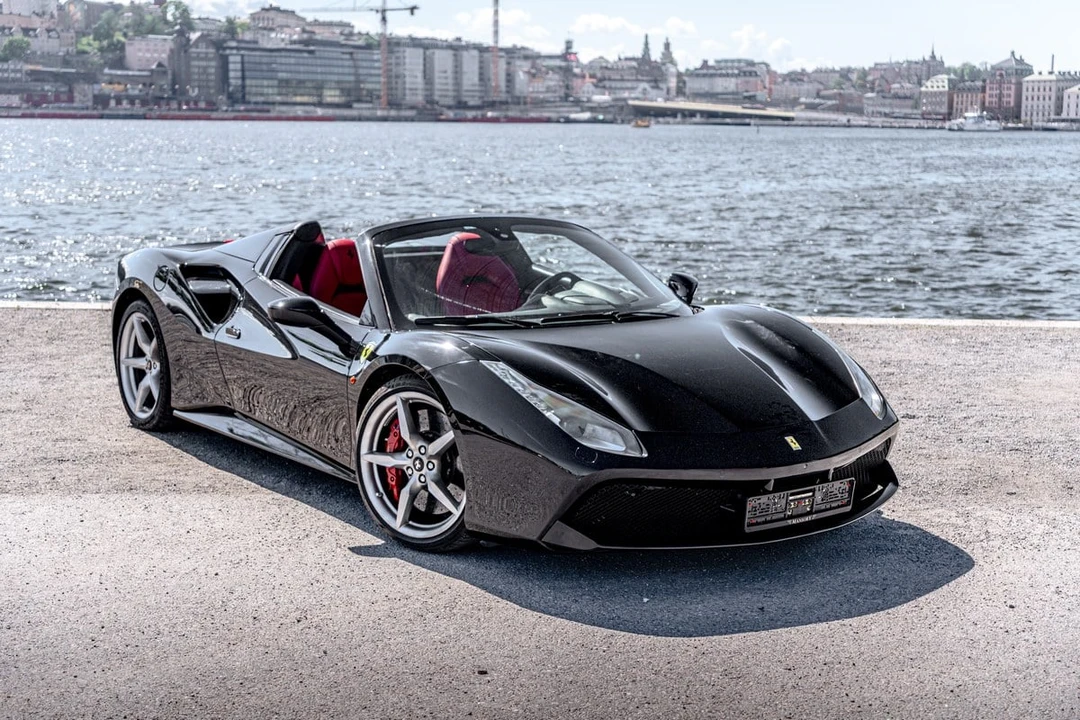 2018 Ferrari 488 Spider - Image 30 of 31