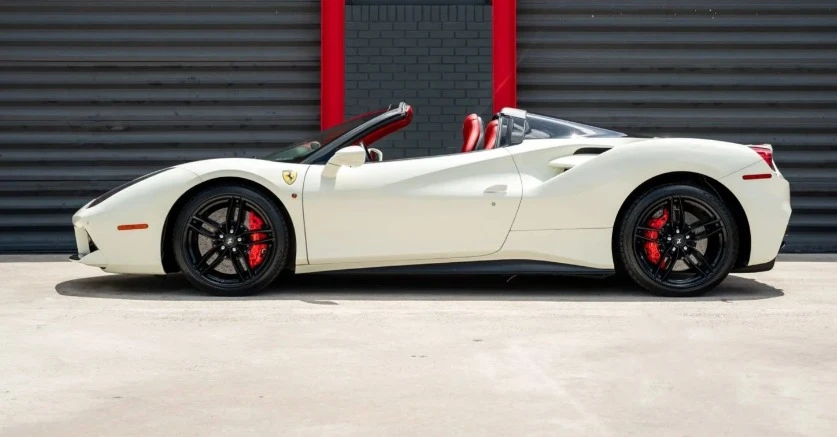 2018 Ferrari 488 Spider - Image 4 of 10