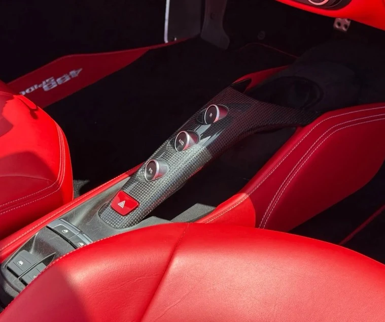 2018 Ferrari 488 Spider - Image 10 of 10