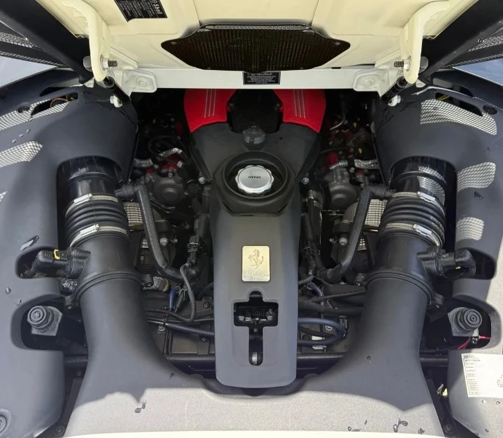 2018 Ferrari 488 Spider - Image 8 of 10