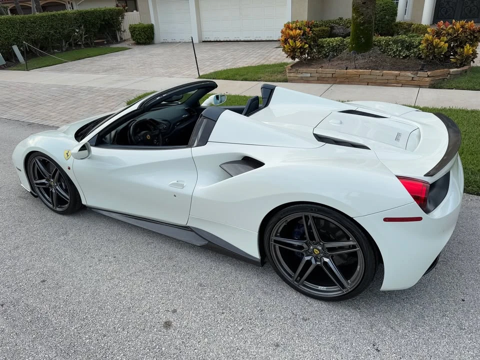2018 Ferrari 488 Spider - Image 8 of 20
