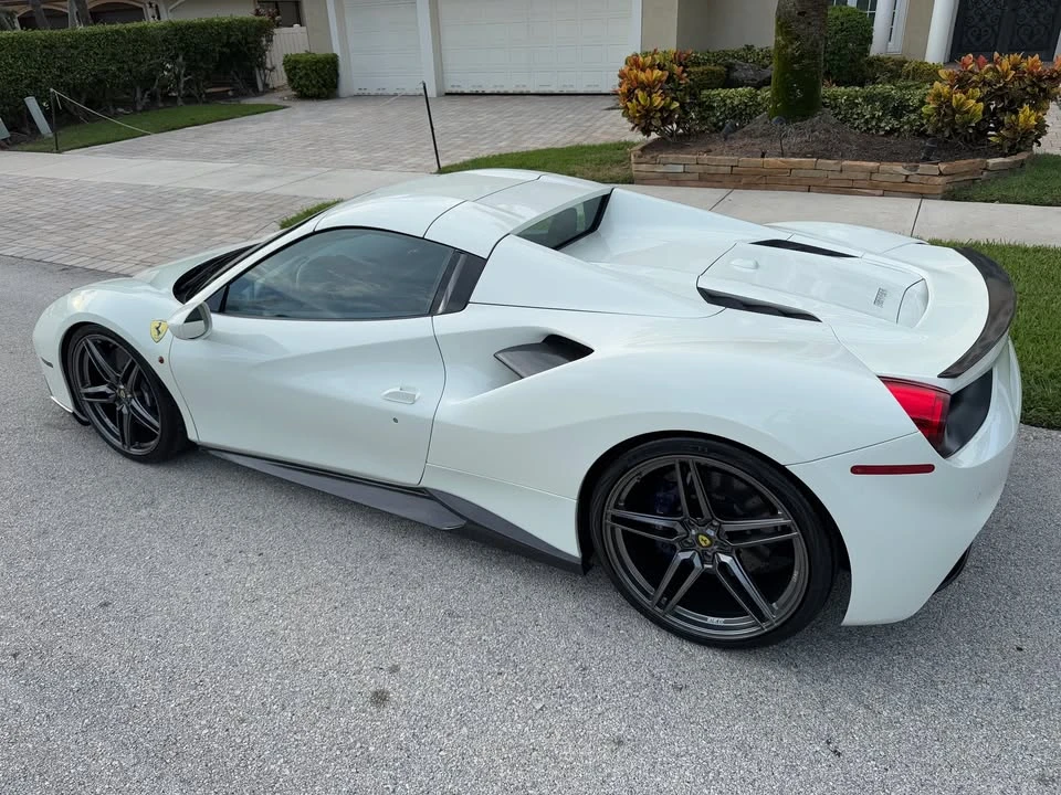 2018 Ferrari 488 Spider - Image 5 of 20