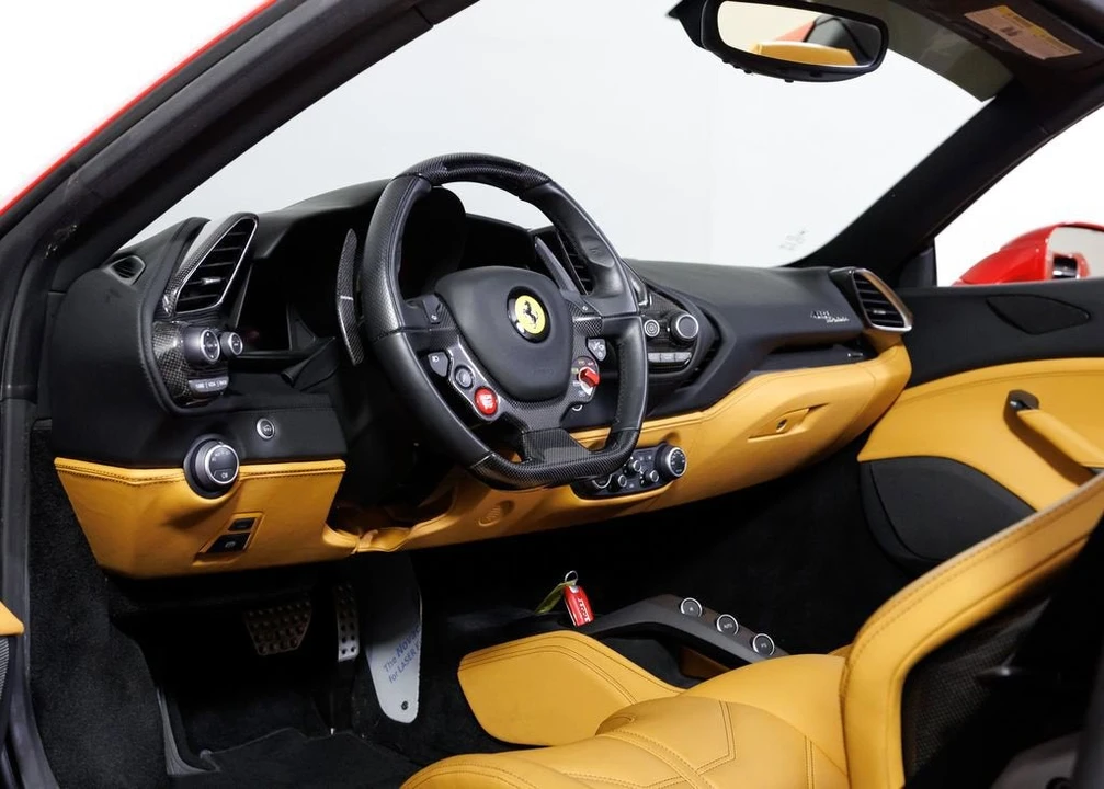 2018 Ferrari 488 Spider - Image 19 of 31