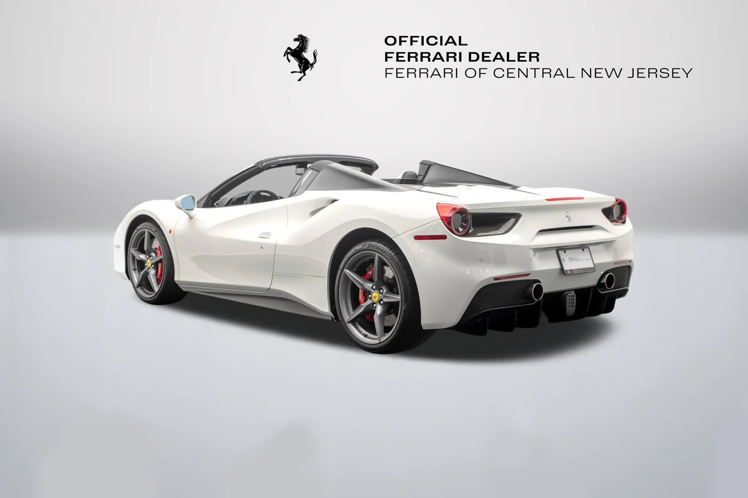 2018 Ferrari 488 Spider - Image 12 of 31