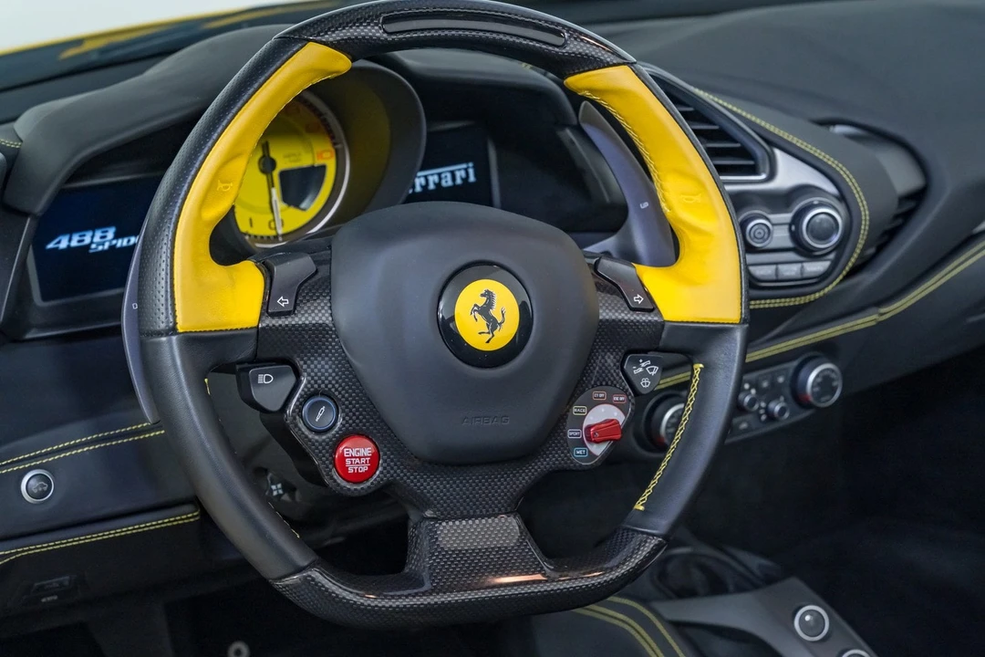 2018 Ferrari 488 Spider - Image 30 of 31