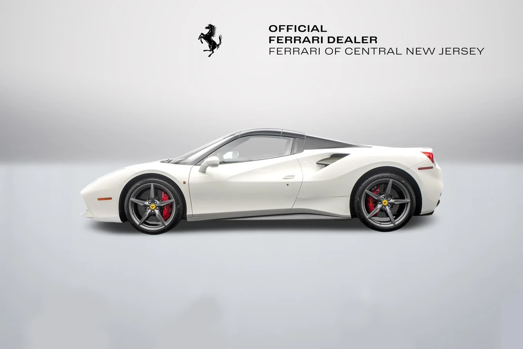 2018 Ferrari 488 Spider - Image 13 of 31