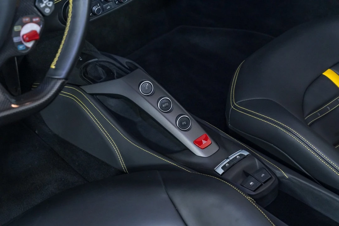 2018 Ferrari 488 Spider - Image 29 of 31