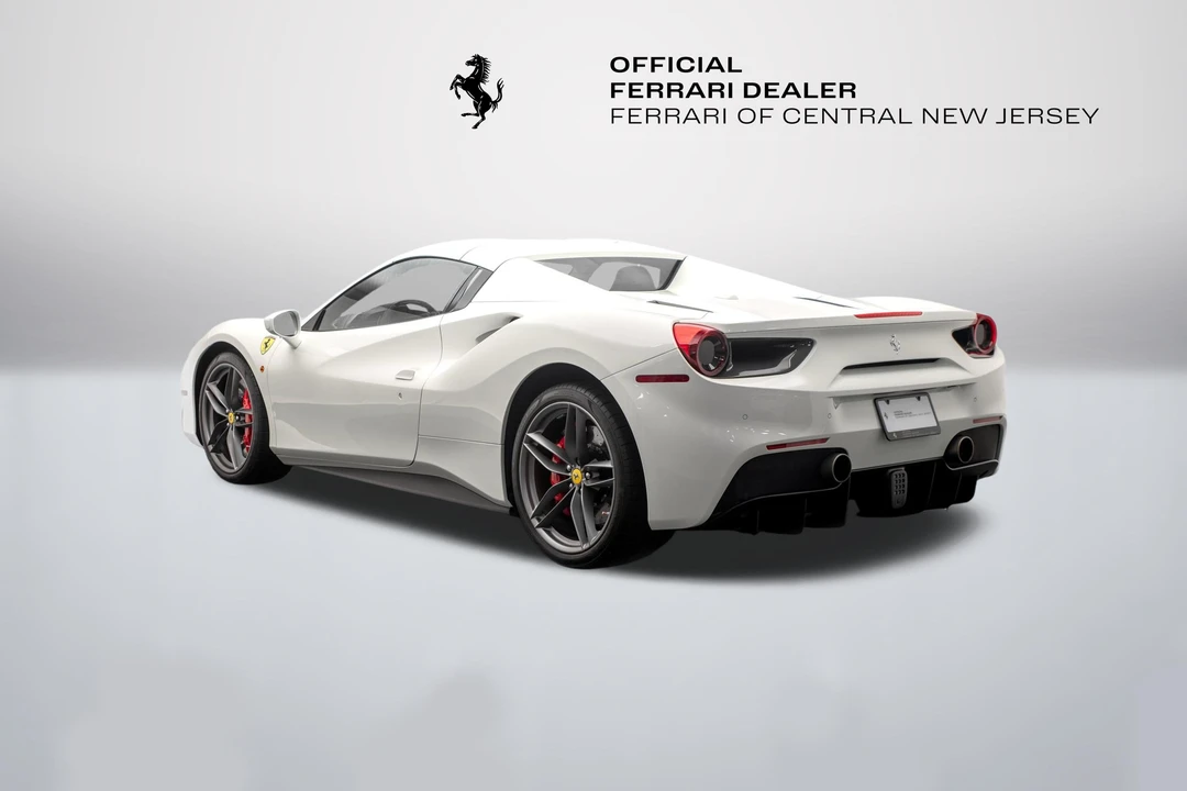 2018 Ferrari 488 Spider - Image 13 of 31