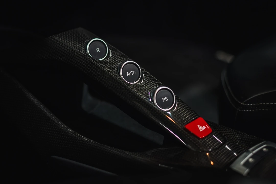 2018 Ferrari 488 Spider - Image 30 of 31