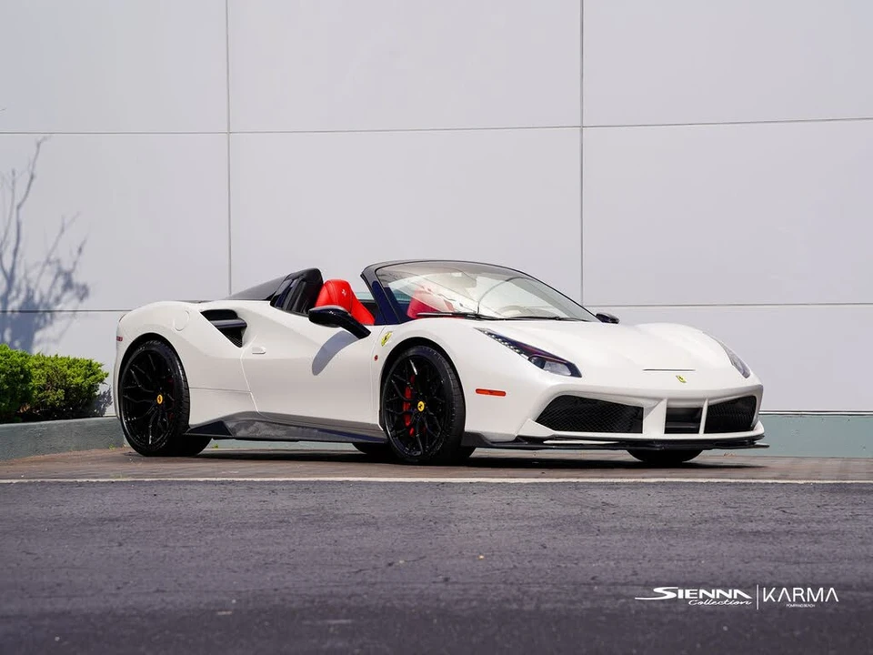 2018 Ferrari 488 Spider - Image 11 of 31
