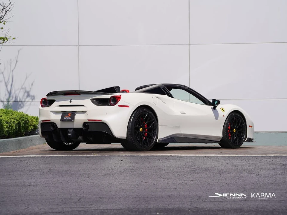 2018 Ferrari 488 Spider - Image 16 of 31