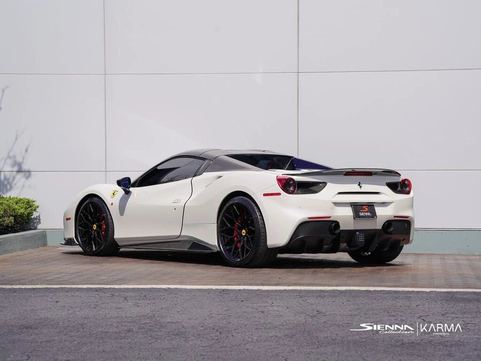 2018 Ferrari 488 Spider - Image 30 of 31