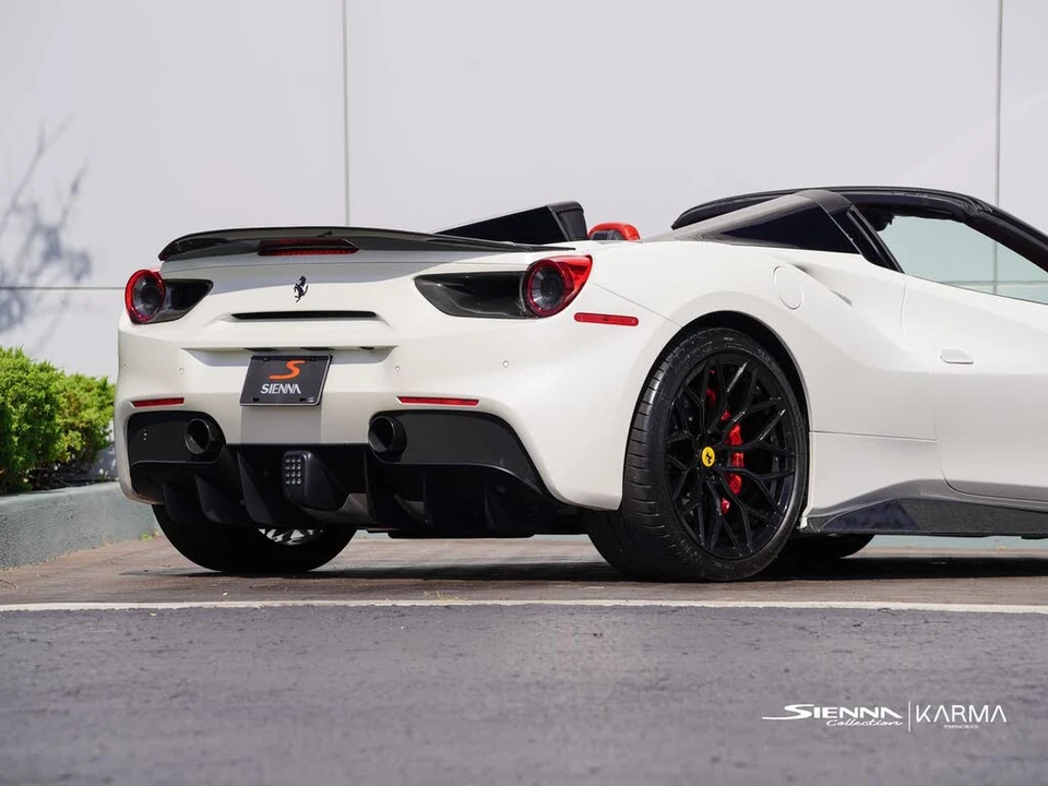 2018 Ferrari 488 Spider - Image 17 of 31