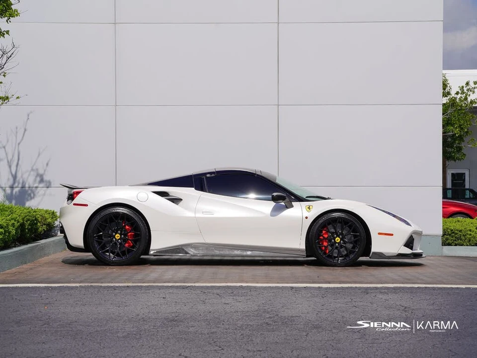 2018 Ferrari 488 Spider - Image 22 of 31