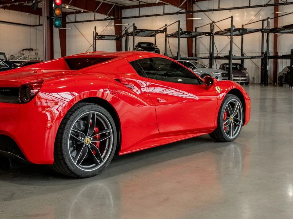 2018 Ferrari 488 Spider - Image 6 of 31