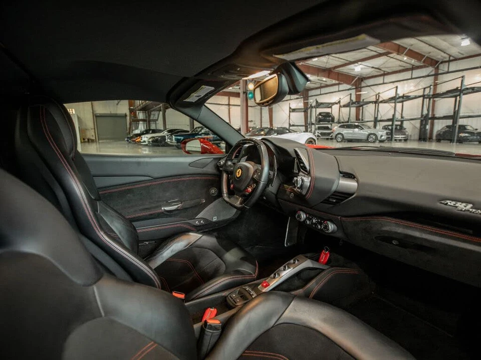 2018 Ferrari 488 Spider - Image 22 of 31