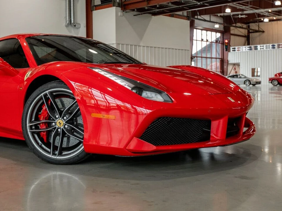2018 Ferrari 488 Spider - Image 11 of 31