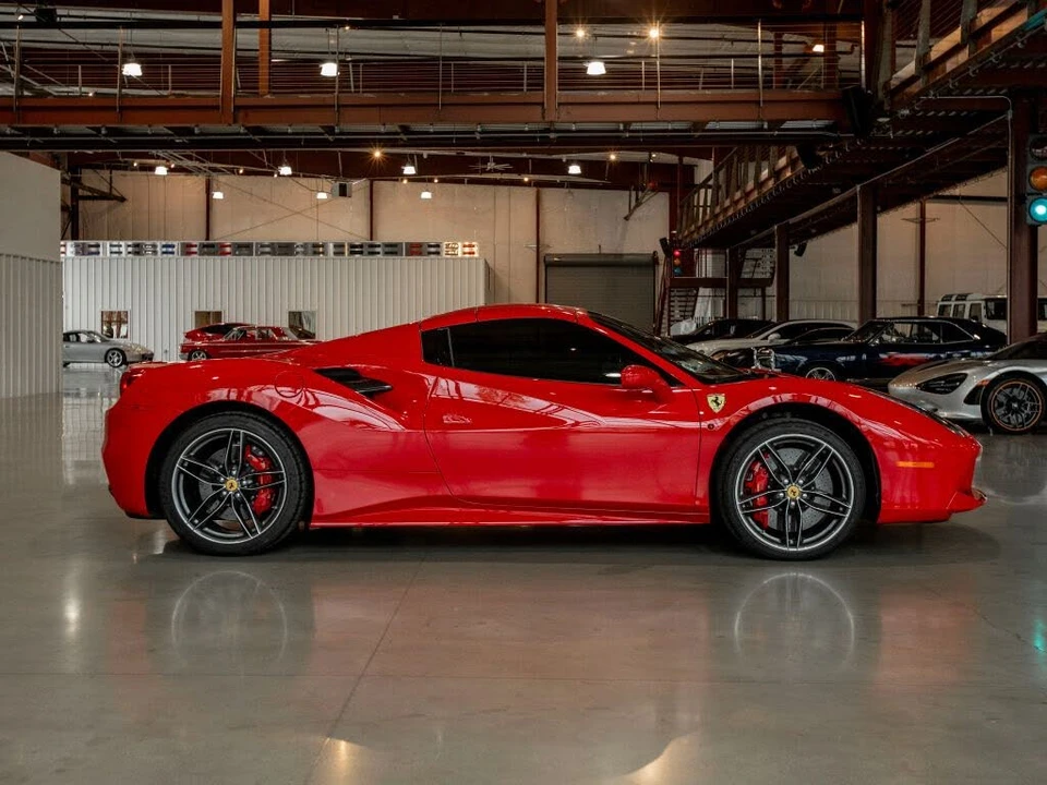 2018 Ferrari 488 Spider - Image 3 of 31