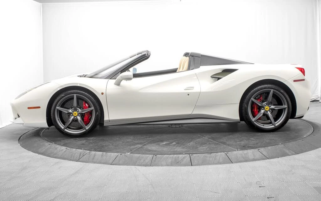 2018 Ferrari 488 Spider - Image 6 of 31